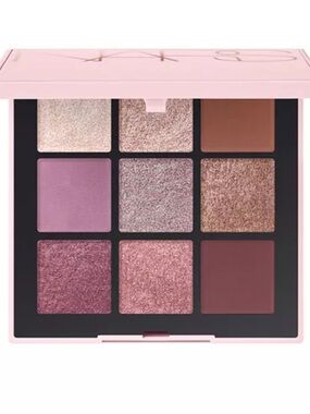 NARS
Afterglow Tempting Eyeshadow Palette
